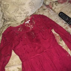 Long sleeve lace red dress